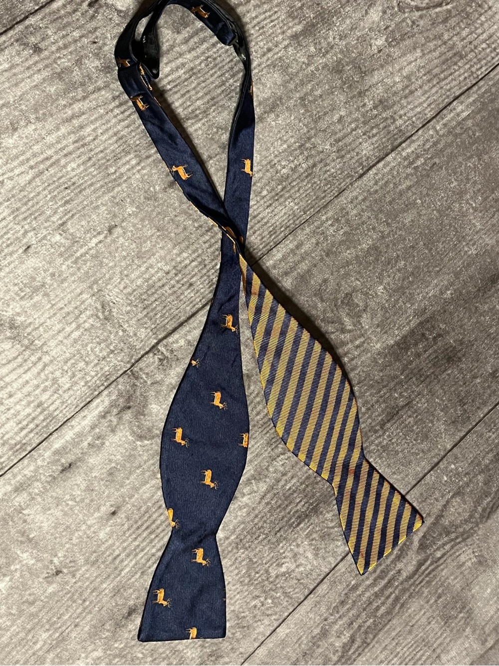 Saddlebred bow tie reversible!